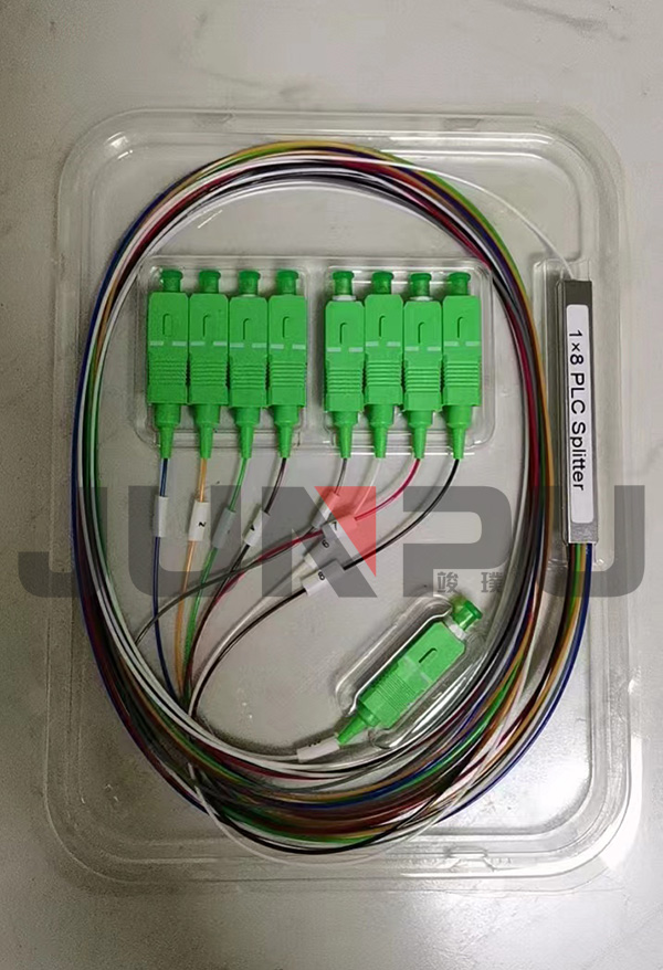 10_FIBER_OPTIC_SPLITTER_1X8_SCAPC.jpg